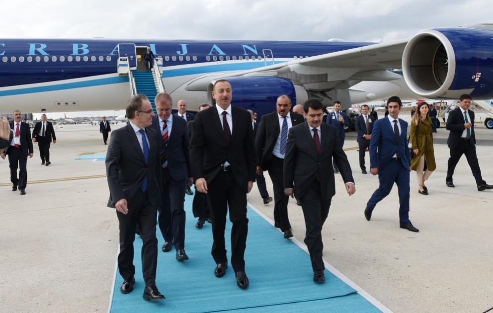Aserbaidschans Präsident Ilham Aliyev zu einem Arbeitsbesuch in der Türkei eingetroffen
