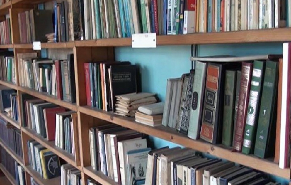 Şəxsi kitabxanada 11 mindən çox nadir kitab və əlyazma saxlanılır