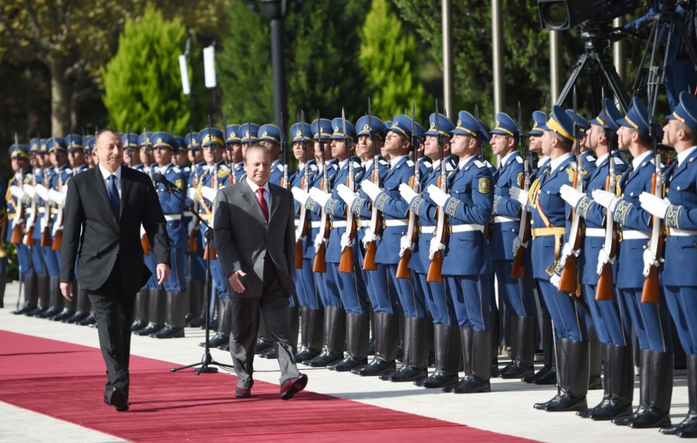 Official welcoming ceremony was held for Pakistani Prime Minister Muhammad Nawaz Sharif