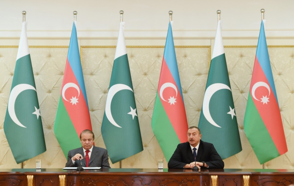 President Ilham Aliyev and Pakistani Prime Minister Muhammad Nawaz Sharif made statements for the press