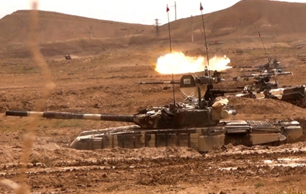 Tank units improve their combat skills