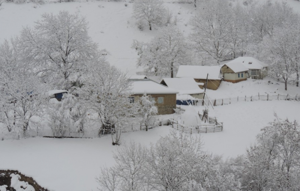 First snow falls in Azerbaijan
