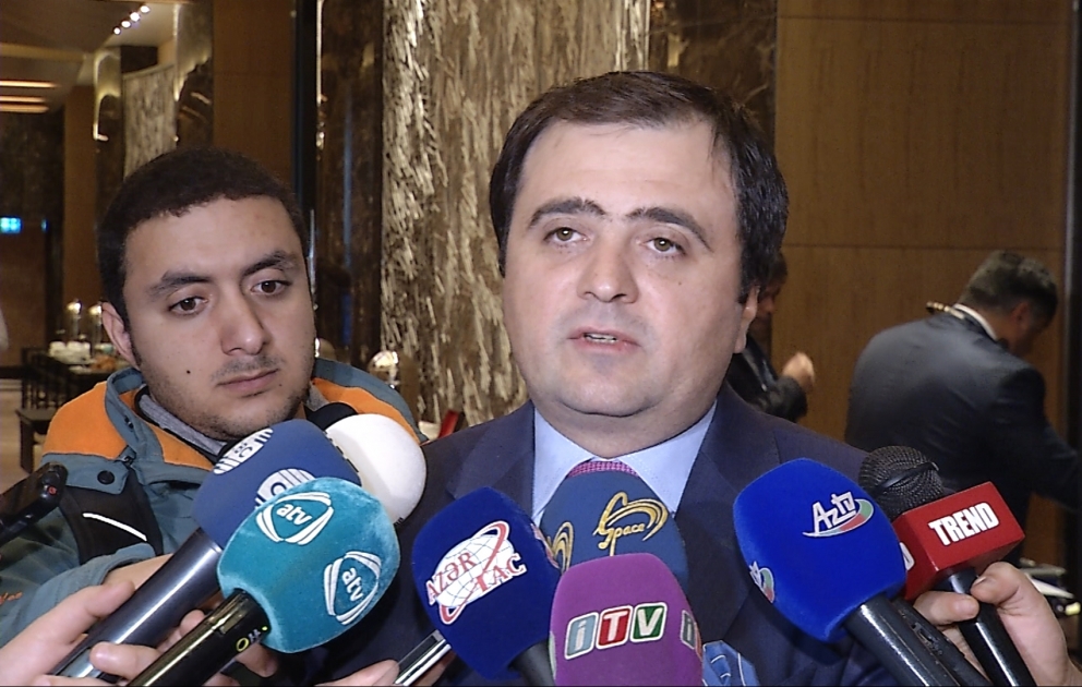 Azərbaycan məhsullarını Dubay vasitəsi ilə digər ölkələrə ixrac etmək istəyirik