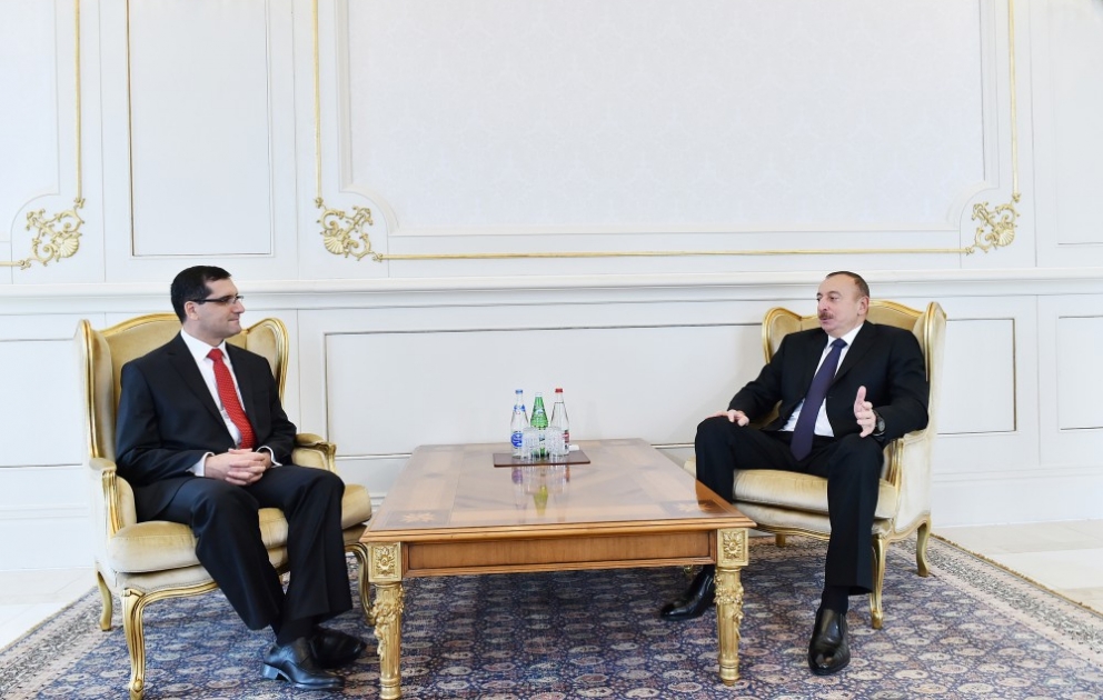 Präsident Ilham Aliyev nimmt Beglaubigungsschreiben des neu ernannten Botschafters der Türkei in Aserbaidschan entgegen