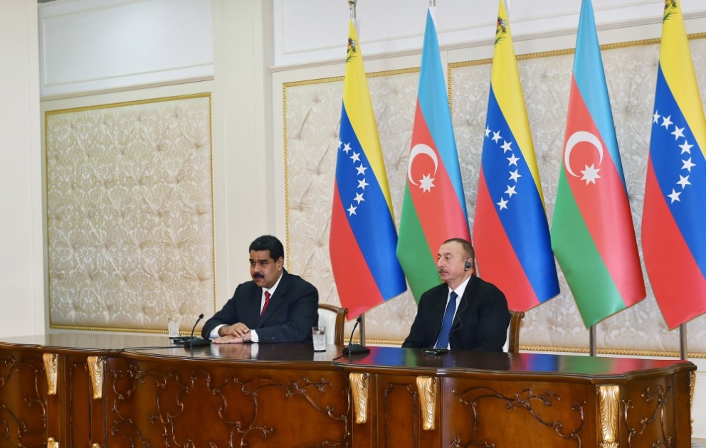 Pressekonferenz des Präsidenten von Aserbaidschan Ilham Aliyev und des Präsidenten von Venezuela Nicolás Maduro