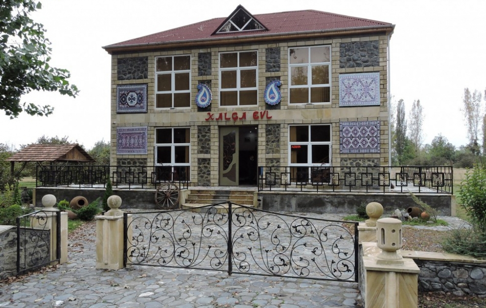 Zaqataladakı “Xalça evi” qədim xalçaçılıq ənənələrini təbliğ edir