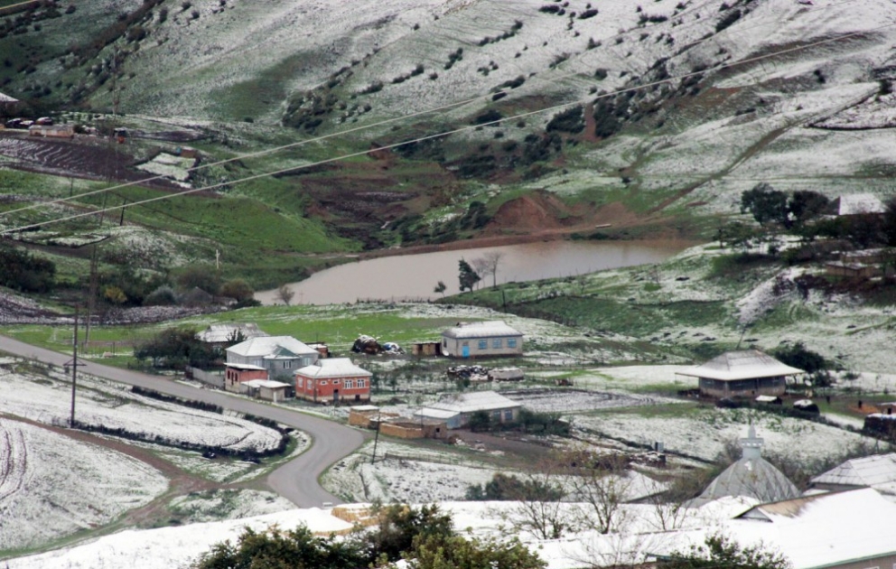 Cəlilabadın ucqar dağ kəndlərinə qar yağıb