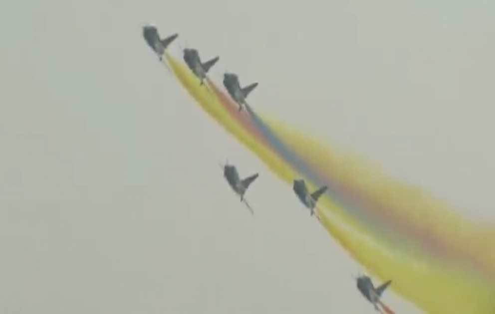 Китай представил свой новый истребитель 5-го поколения J-20