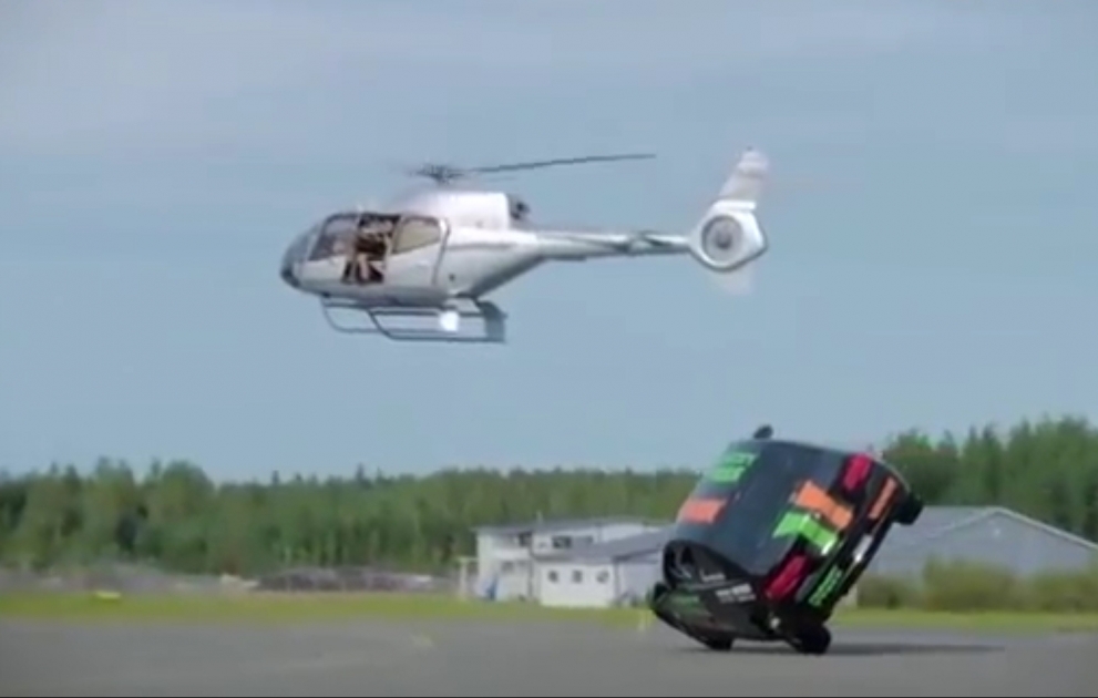 Un pilote finlandais établit un nouveau record sur deux roues