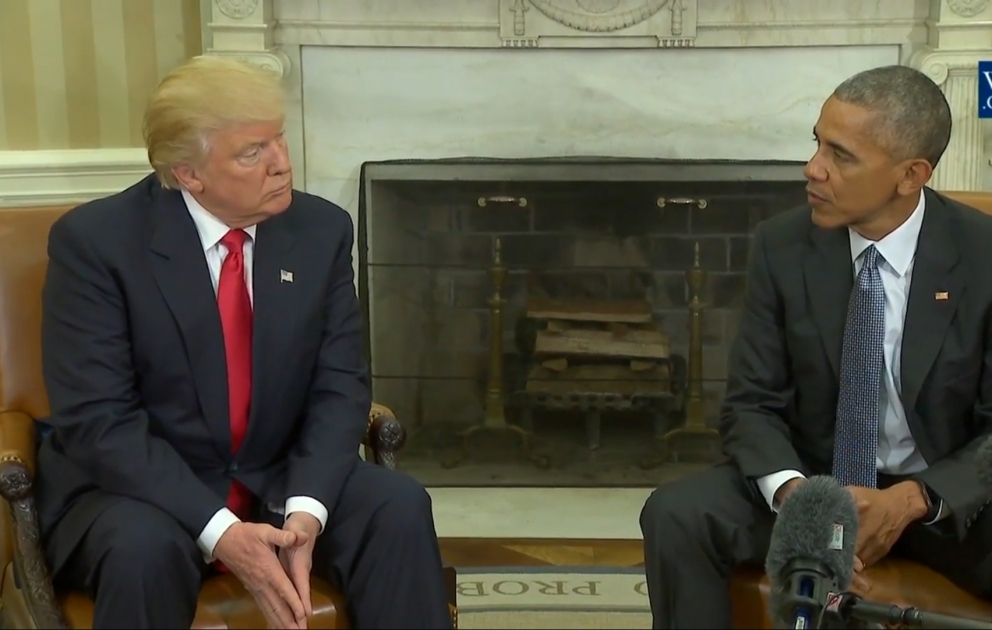 Barak Obama və Donald Trampın Ağ evdə ilk görüşü olub