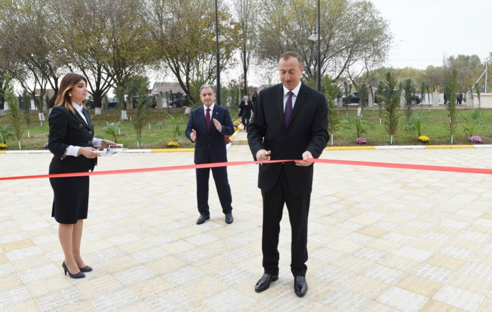 Un bâtiment scolaire construit à l’initiative de la Fondation Heydar Aliyev à Beylagan a ouvert ses portes