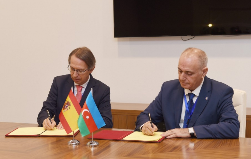 L’AZERTAC signe des accords de coopération avec une série d’agences de presse étrangères