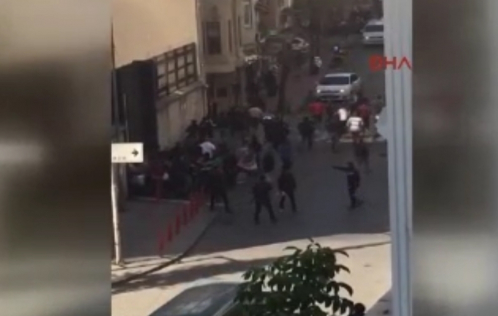 İstanbulda təcridxanadan 50 əcnəbi qaçıb
