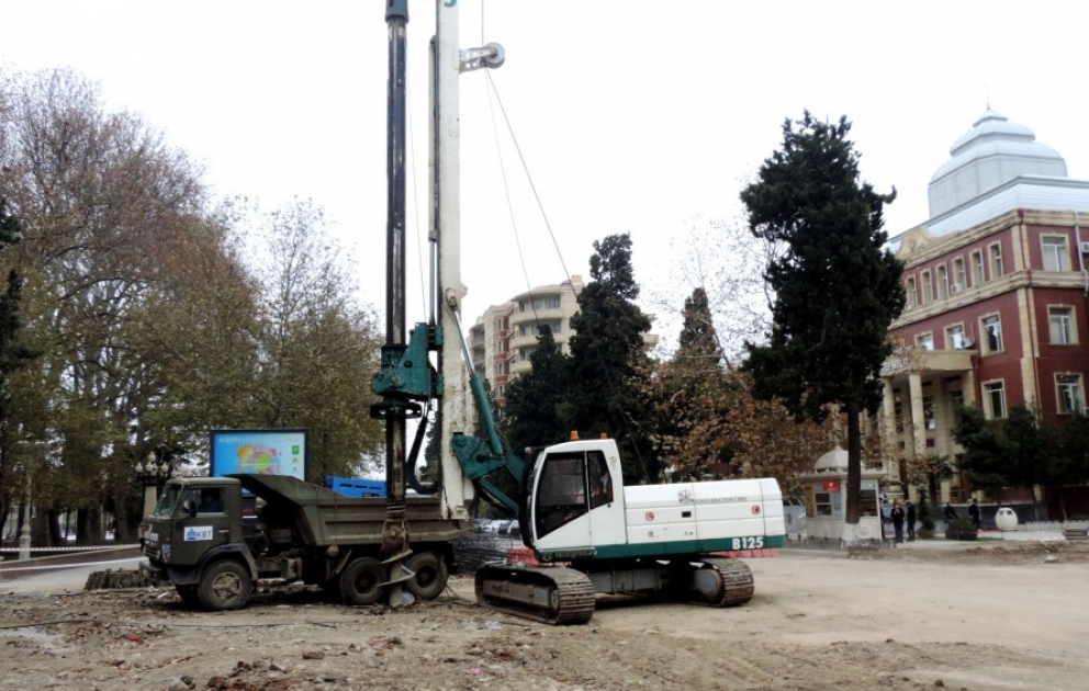 Gəncədə piyada keçidləri inşa olunur