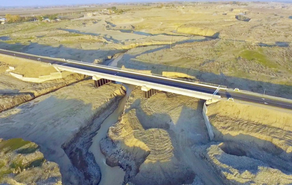 Inauguration d’un nouveau pont construit sur la rivière Terter