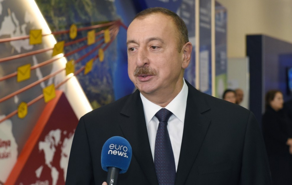 “Euronews” Azərbaycan Prezidentinin “Bakutel-2016” sərgisində bu telekanala müsahibəsi və sərgi ilə bağlı reportaj yayımlayıb