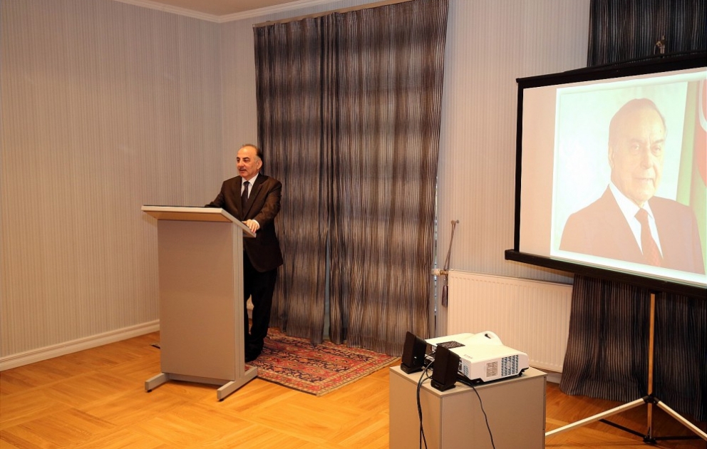 Riqada ümummilli lider Heydər Əliyevin xatirəsi anılıb