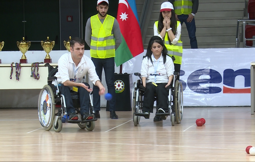 Əlil arabasında oynanılan idman növü- Boccia