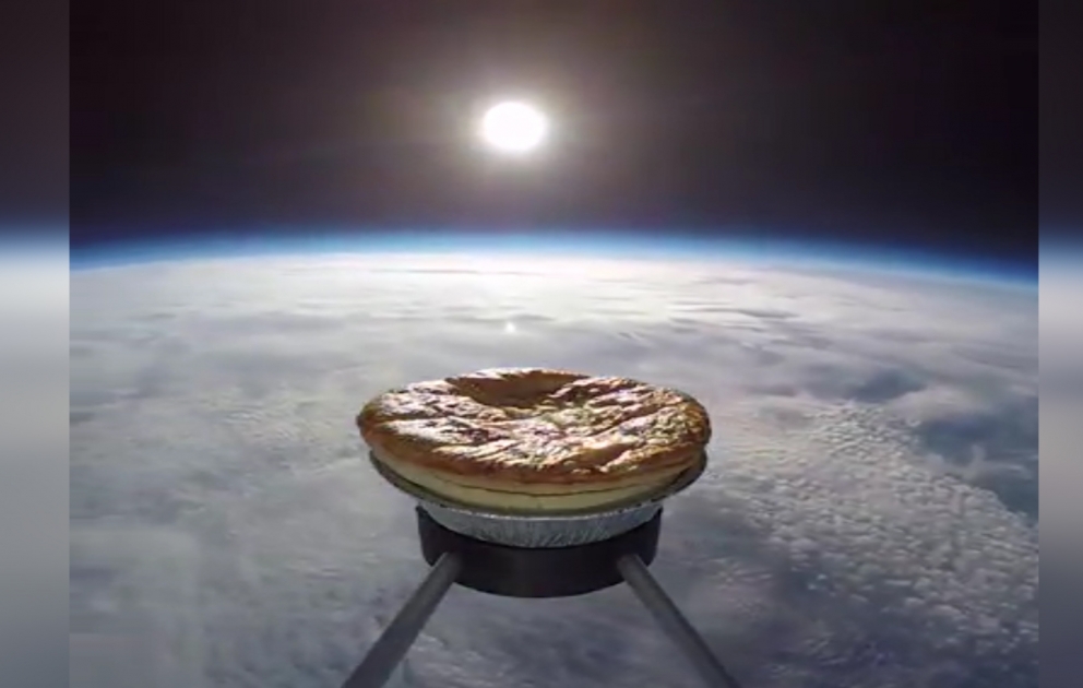 On a envoyé un gâteau dans l’espace - depuis Wigan