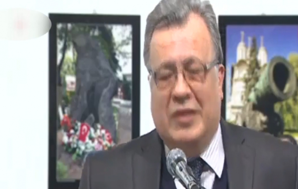 L’ambassadeur russe en poste à Ankara, Andrei Karlov, qui a succombé à ses blessures