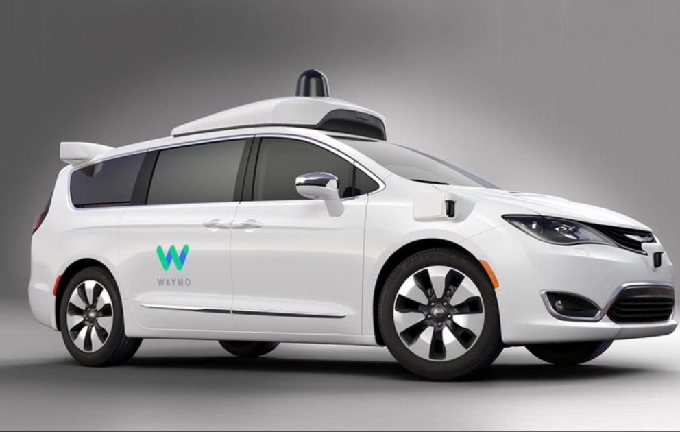 Google представил беспилотный автомобиль: Waymo