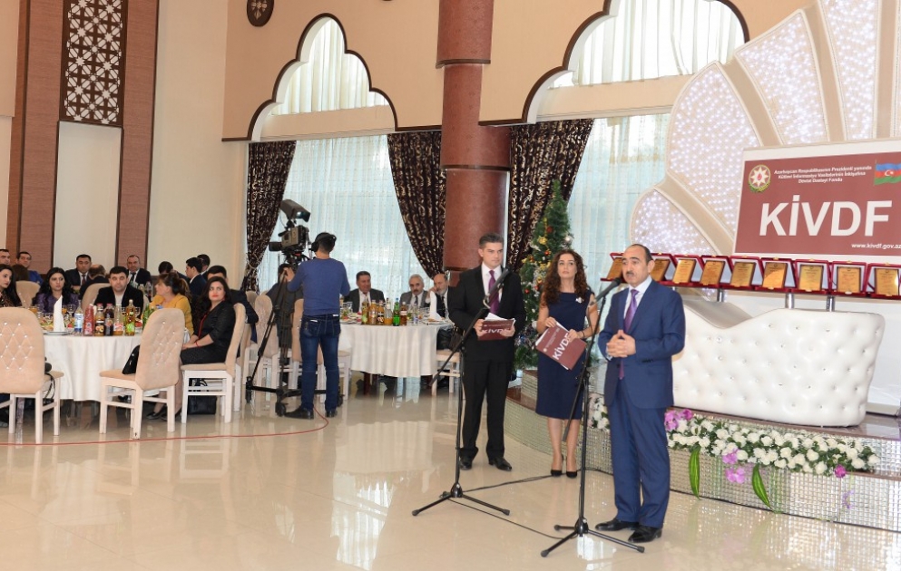 Fərdi jurnalist yazıları müsabiqəsində I yerə layiq görülən media nümayəndələri mükafatlandırılıb