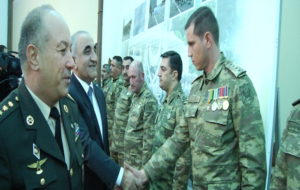 Aprel döyüşlərinin iştirakçıları UNEC-də tələbələrlə görüşüb