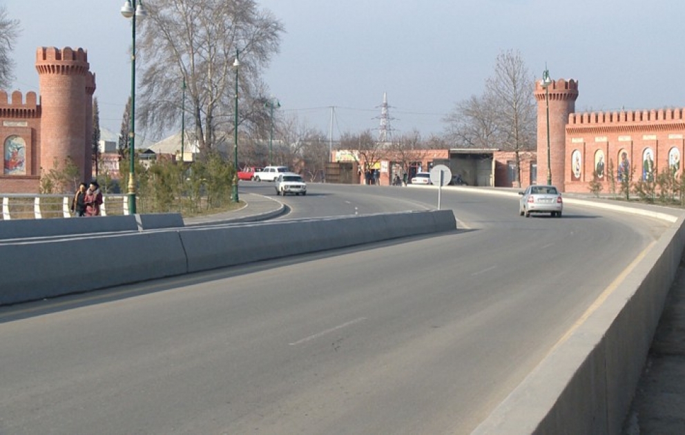 Gəncədə avtomobil yolunun tikintisi yekunlaşıb