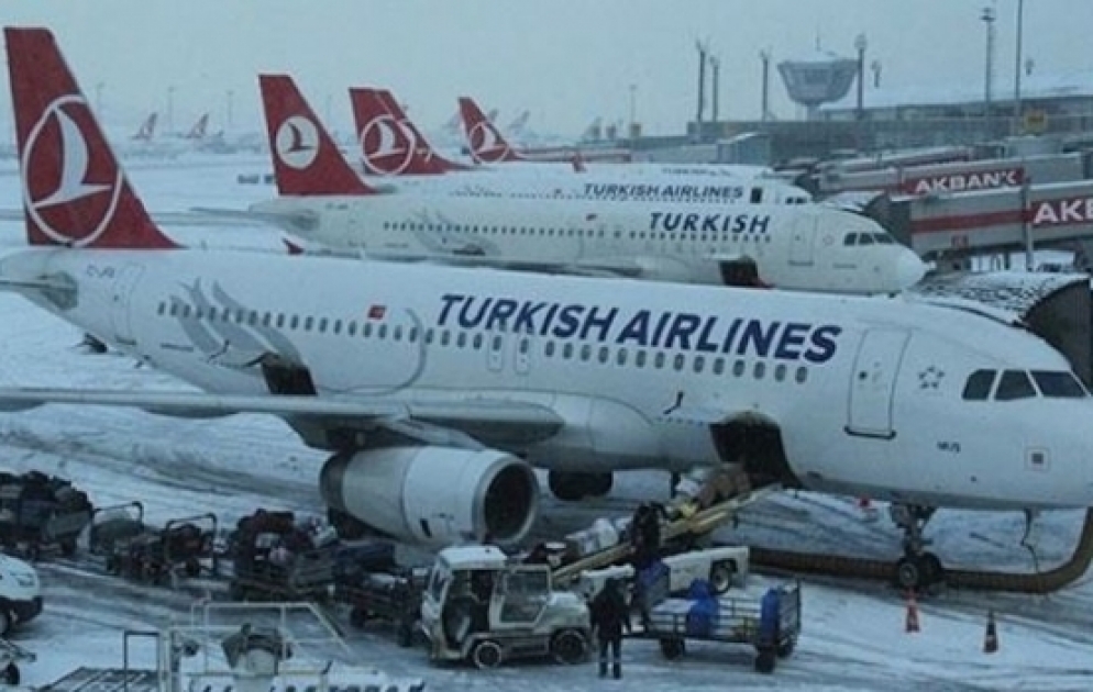 Təxirə salınan İstanbul-Bakı aviareysinin sərnişinləri başqa reyslə uça biləcəklər