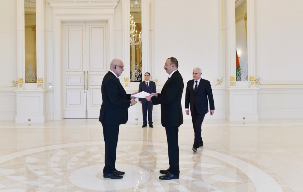 President Ilham Aliyev received credentials of incoming Peruvian Ambassador