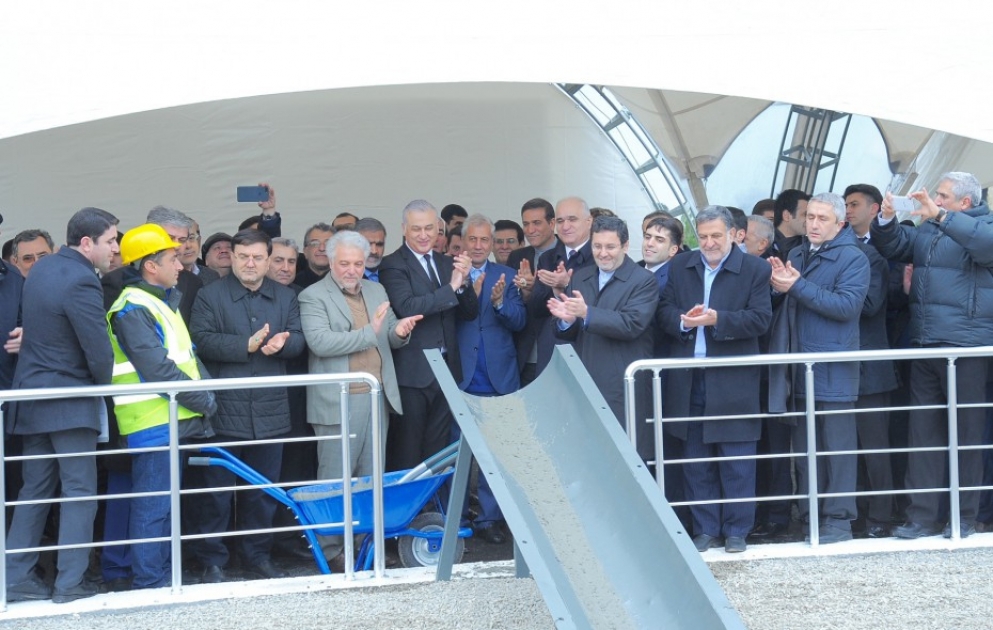 Pirallahı Sənaye Parkında yeni əczaçılıq zavodunun təməli qoyulub