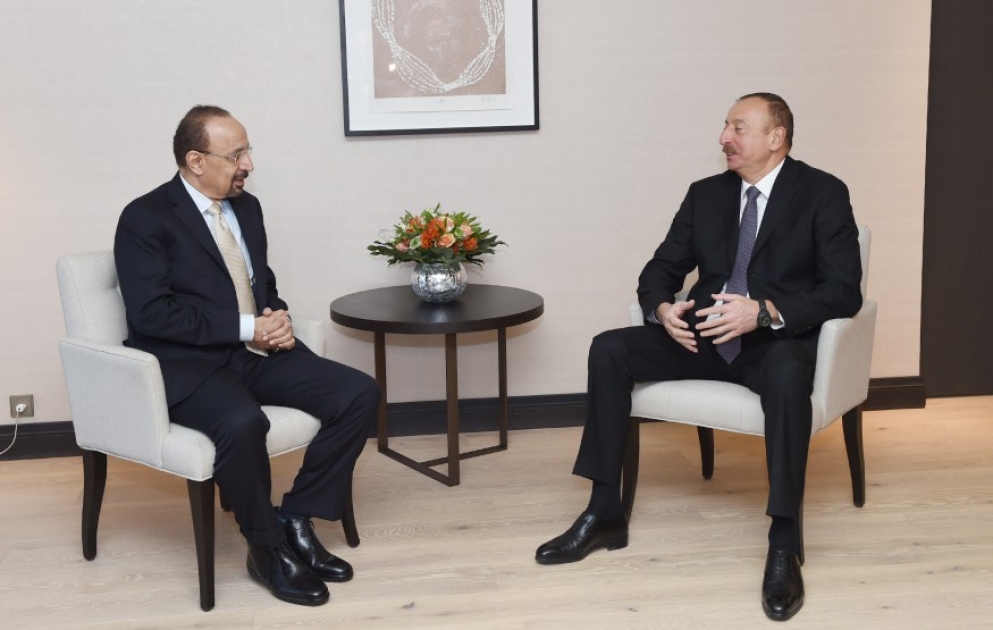 Prezident İlham Əliyev Səudiyyə Ərəbistanının energetika, sənaye və təbii sərvətlər naziri ilə görüşüb