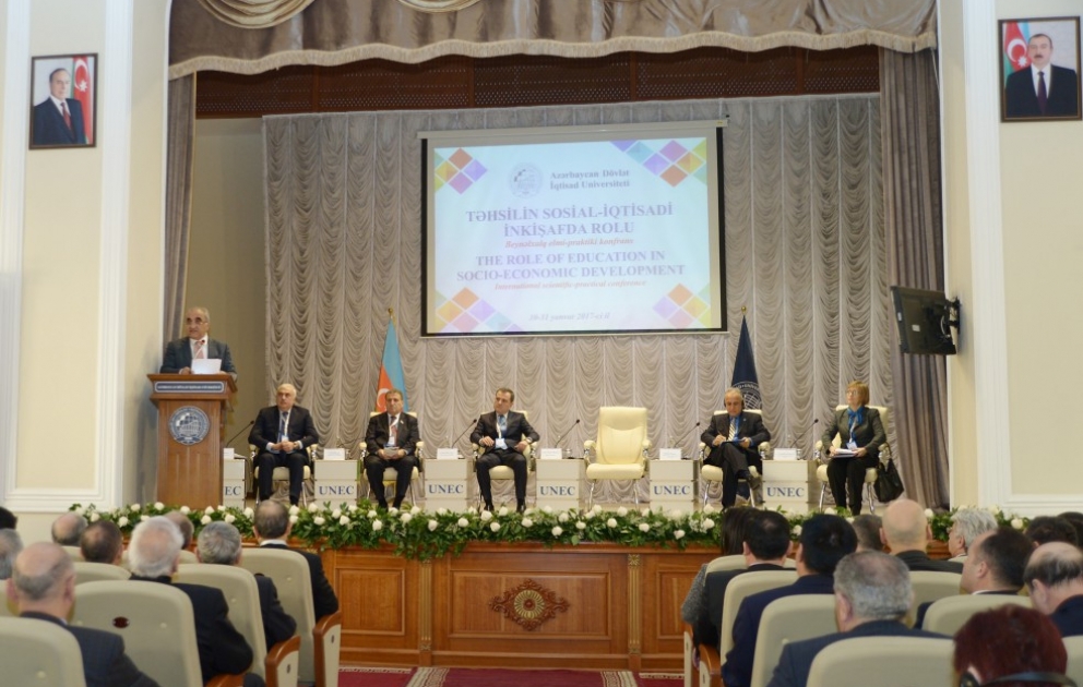 UNEC beynəlxalq konfransa ev sahibliyi edir