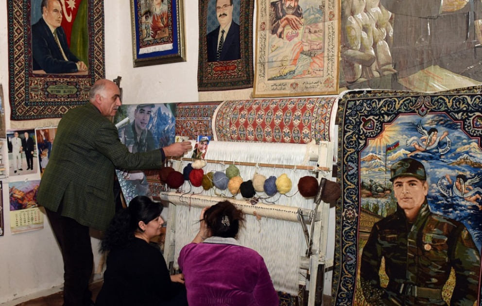 Naxışlarda yaşayan həyat