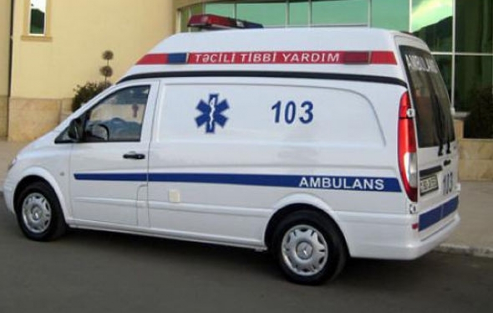 В Баку 42 человека получили травмы из-за падения на снегу