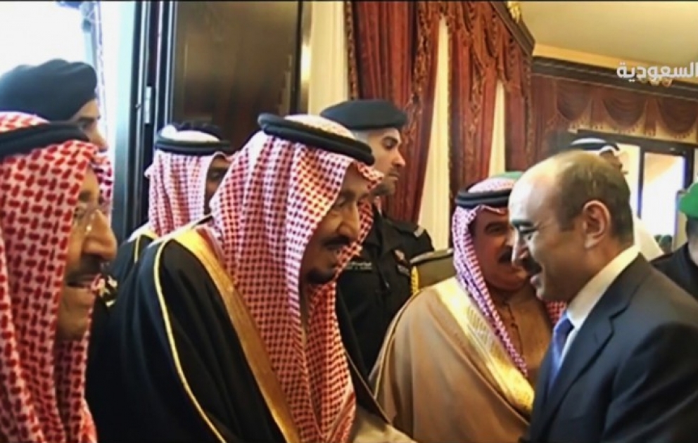 Treffen des Königs von Saudi-Arabien Salman ibn Abd al-Aziz Al Saud mit Ali Hasanov in Er-Riad