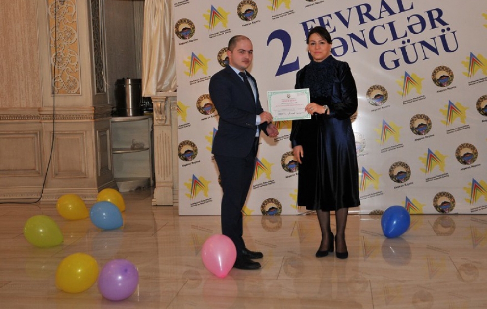 Abşeron rayonunun fəal gəncləri mükafatlandırılıblar