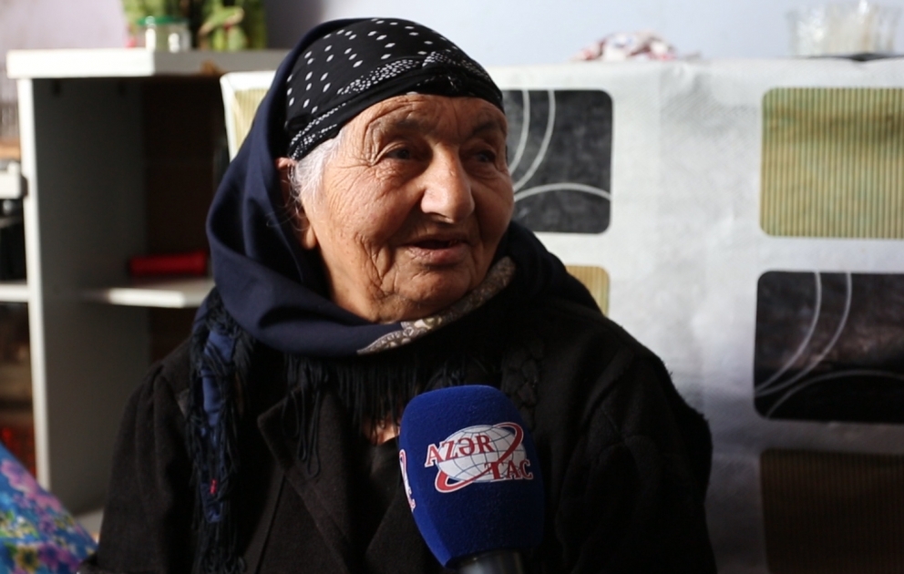 Cocuq Mərcanlını tərk etməyən Minarə nənə 23 ildir qonum-qonşuların yolunu gözləyir