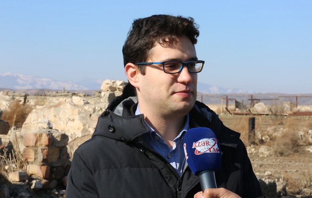 Türkiyəli jurnalist: Qardaş Azərbaycanın işğaldan azad olunmuş torpaqlarını gördükdə çox sevinirik