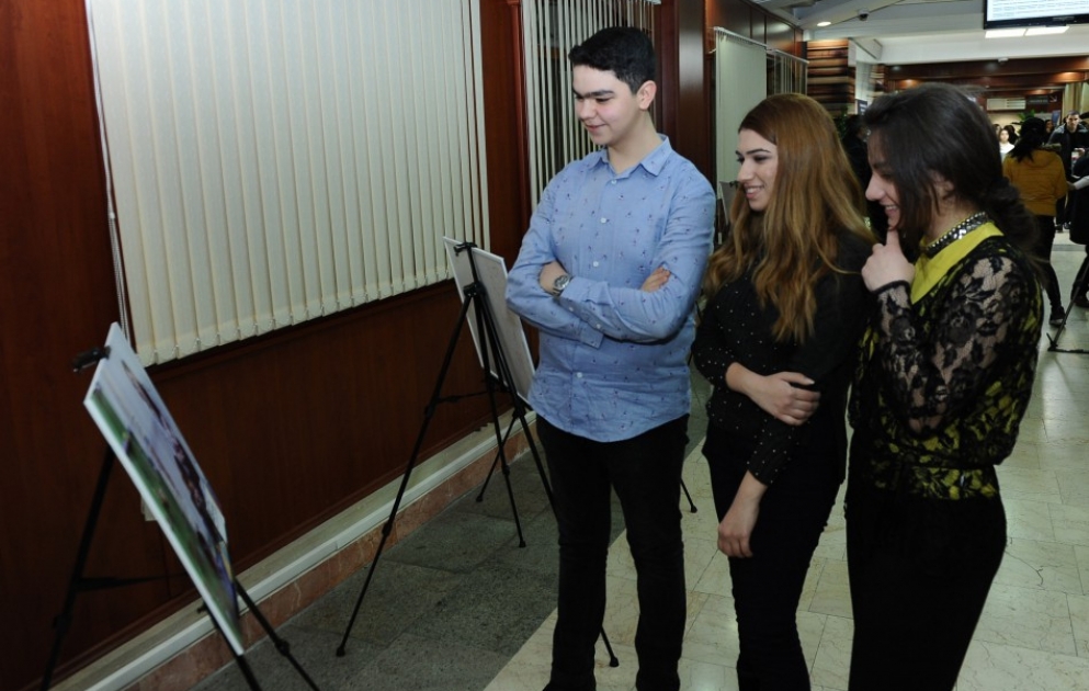 Könüllülər hərəkatı fotoqrafların gözü ilə