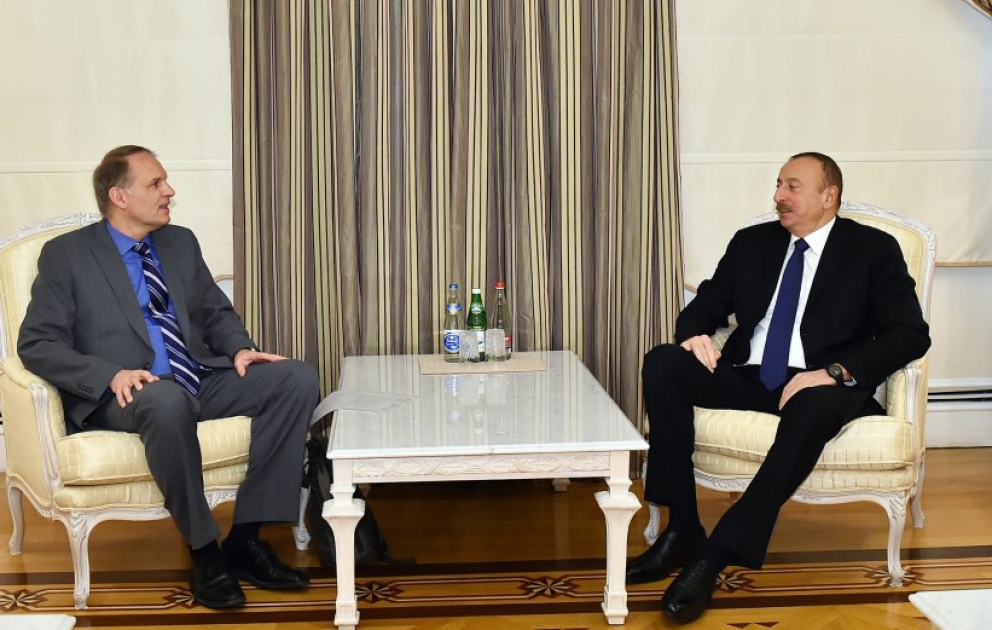 Prezident İlham Əliyev AŞPA-nın hüquqi işlər və insan hüquqları komitəsinin Azərbaycan üzrə məruzəçisini qəbul edib