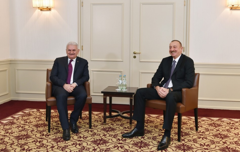 Munich : le président Ilham Aliyev rencontre le Premier ministre turc Binali Yildirim