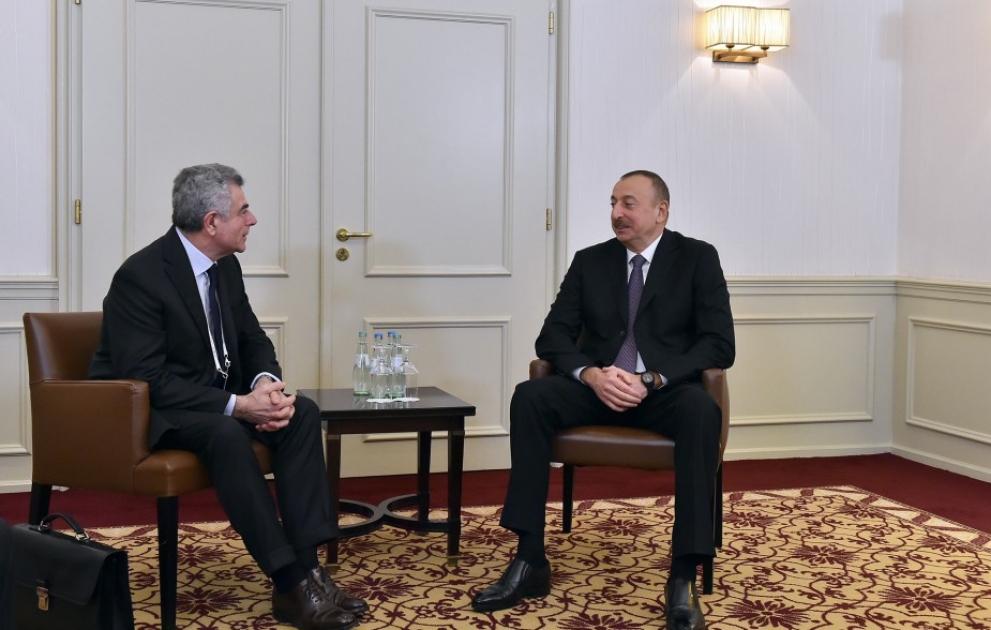 President Ilham Aliyev met with Chief Executive Officer of Leonardo company