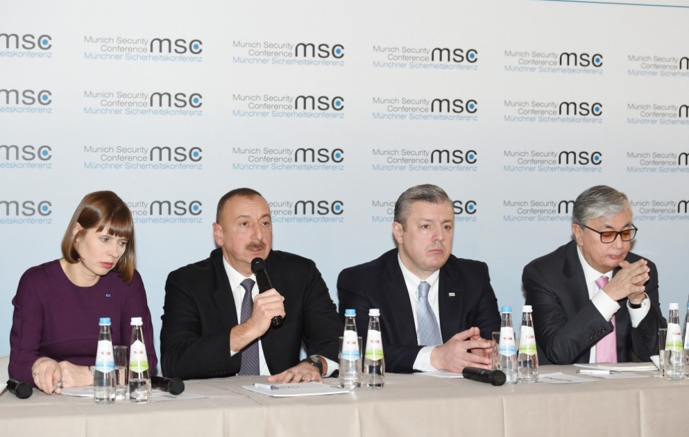 Le président Ilham Aliyev participe aux discussions organisées en marge de la Conférence de Munich sur la sécurité