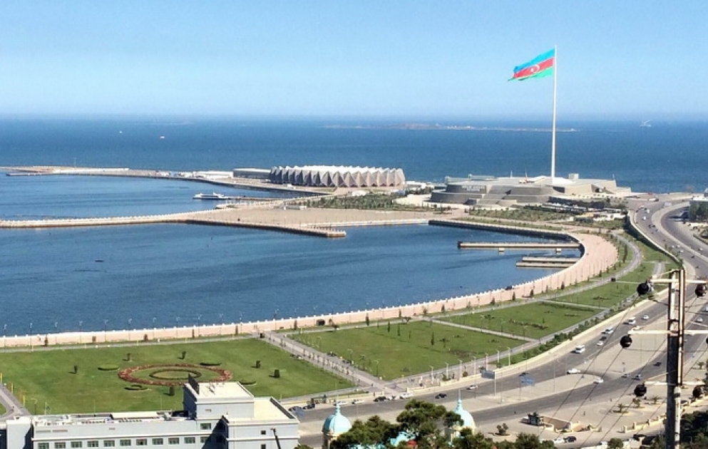 Завтра в Азербайджане температура воздуха местами достигнет 21 градуса тепла