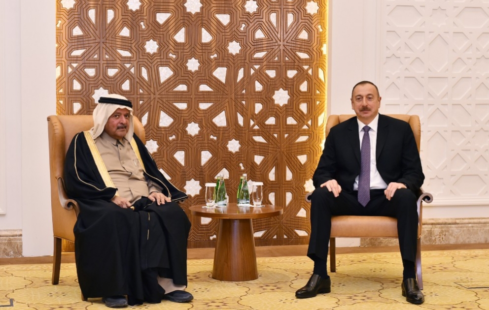 Prezident İlham Əliyev Dohada “Al Faisal Holding” şirkətinin rəhbəri və Qətər İş Adamları Assosiasiyasının sədri ilə görüşüb