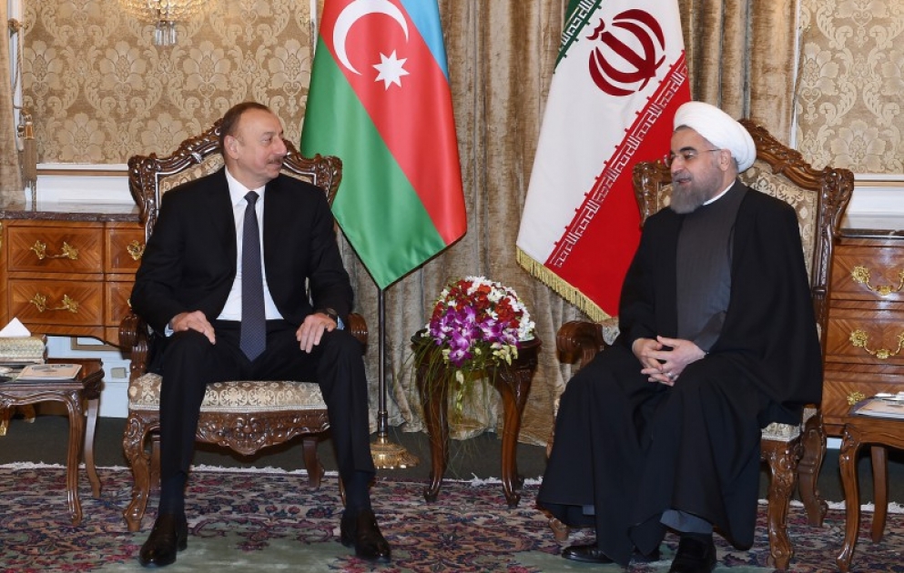 Entretien en format restreint des présidents Ilham Aliyev et Hassan Rohani