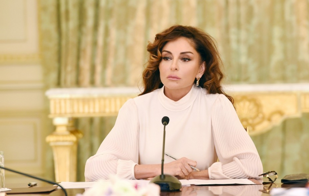 Azerbaijan`s First Vice-President Mehriban Aliyeva chairs meeting on resettlement of refugee and IDP families
