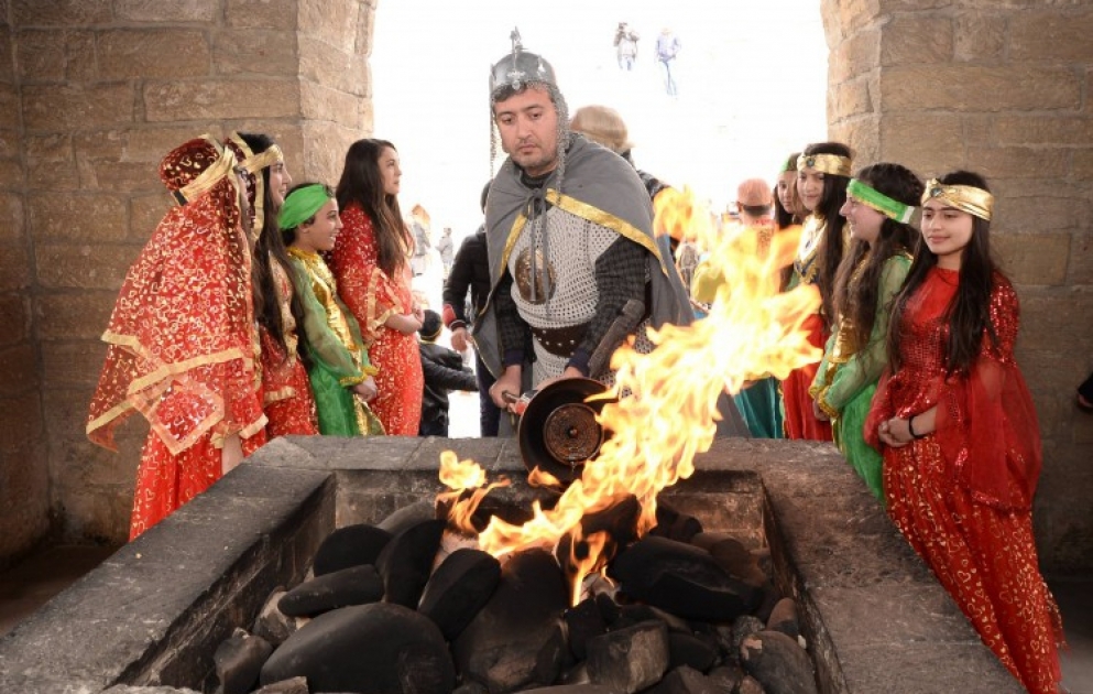 “İlaxır çərşənbə” karvanı “Atəşgah”dan od götürüb geri qayıdır