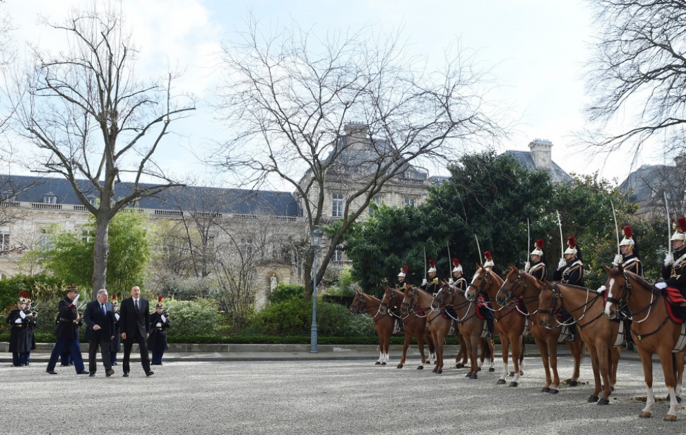 President Ilham Aliyev met with President of French Senate in Paris